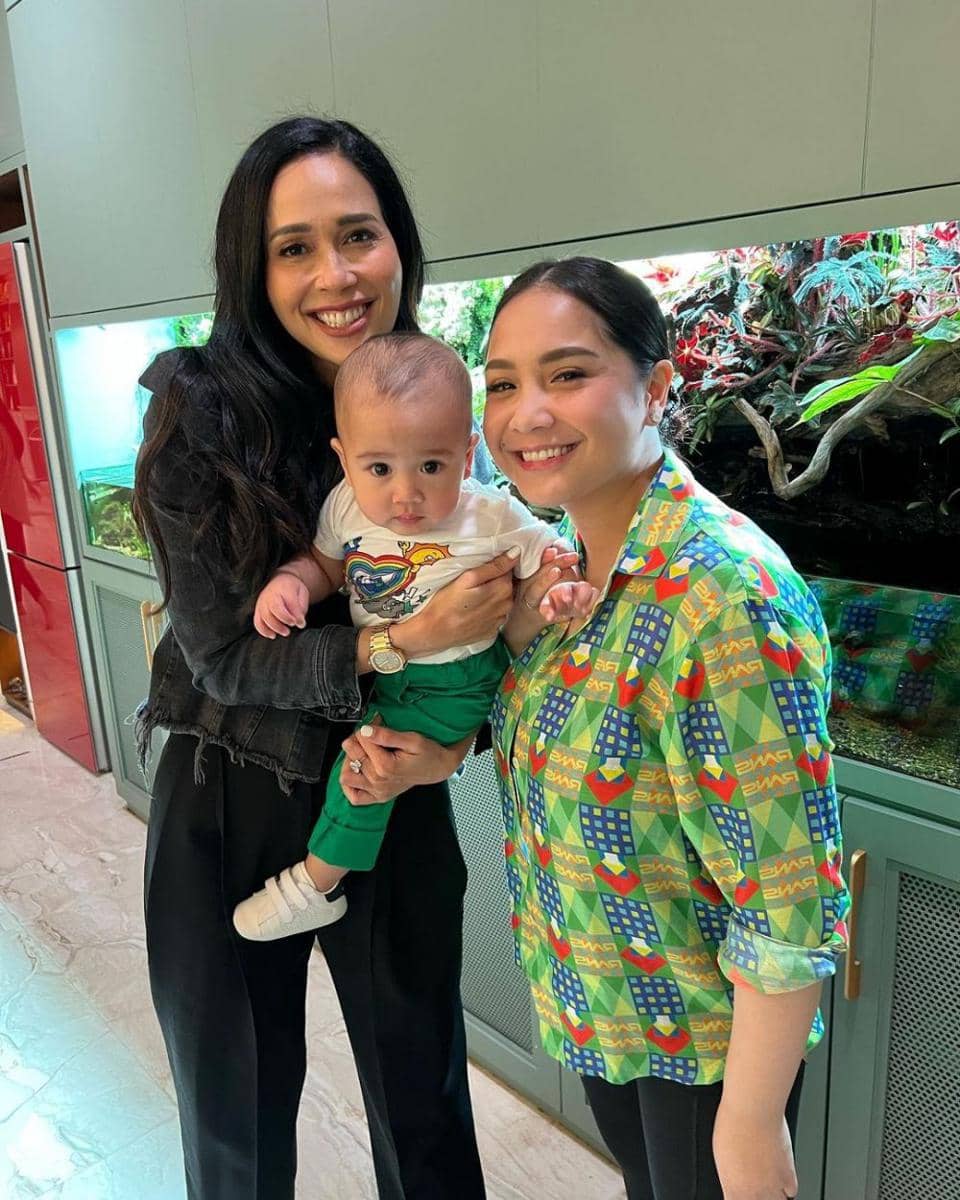 Rayyanza Bersama Tamu Papa Mama (instagram.com/raffinagita1717)