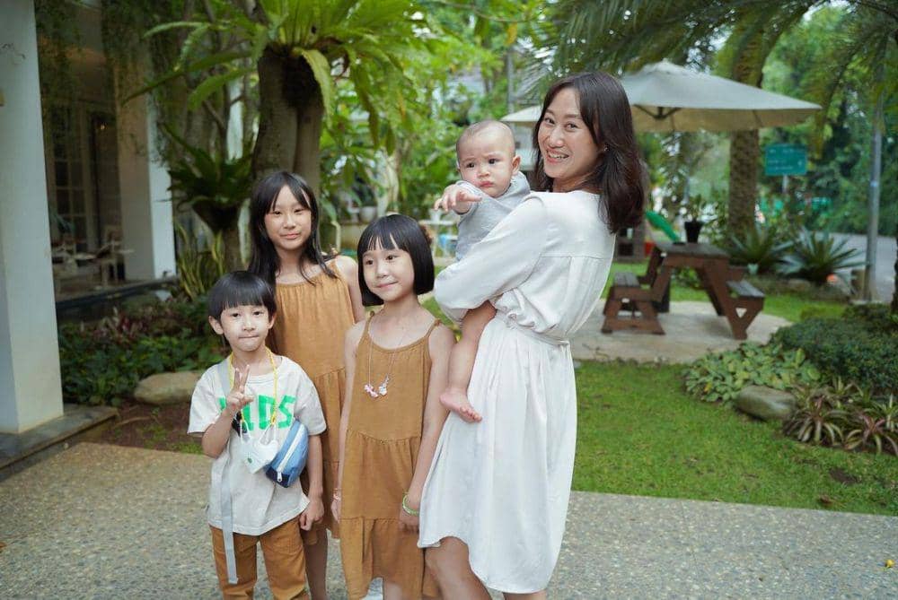 Rayyanza Bersama Tamu Papa Mama (instagram.com/raffinagita1717)