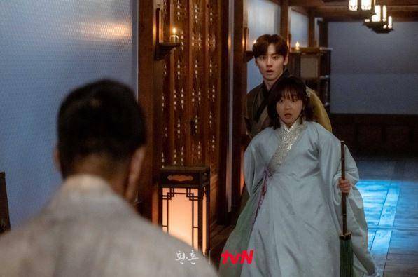 Seo Hye Won dan Minhyun (dok. tvN / Alchemy of Souls)