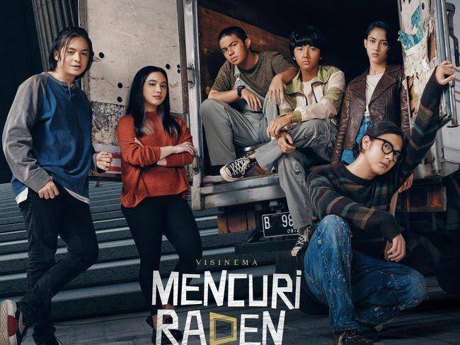 Poster Film Mencuri Raden Saleh (dok. Visinema/Mencuri Raden Saleh)