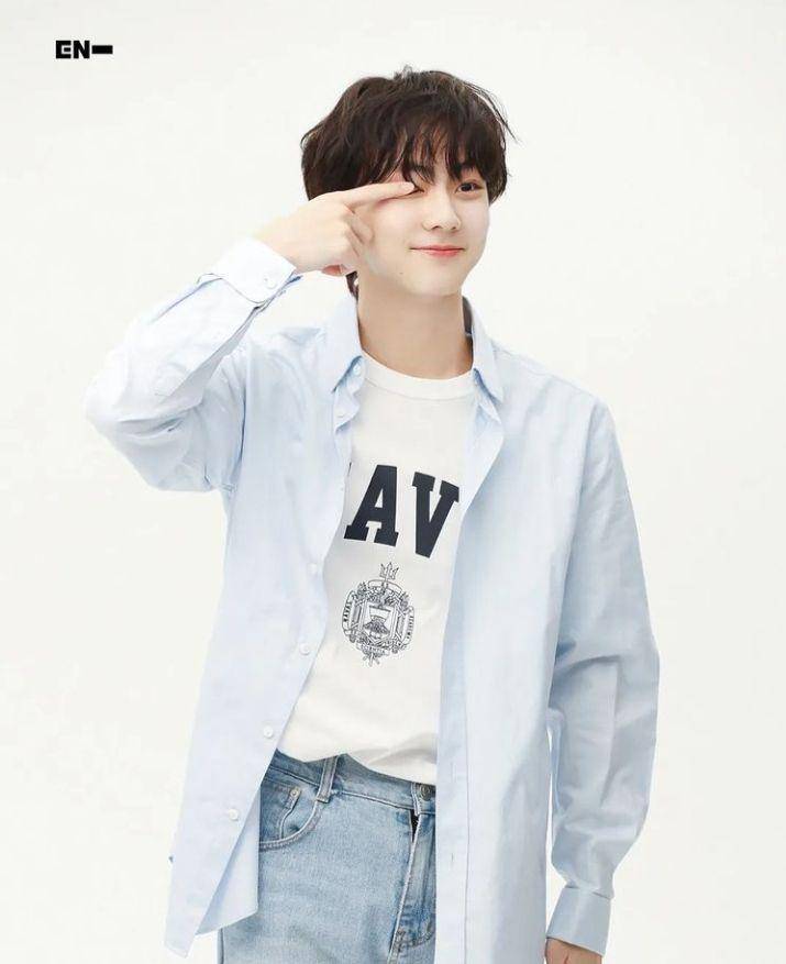 OOTD Jungwon ENHYPEN (instagram.com/jungwon._.enhypen)