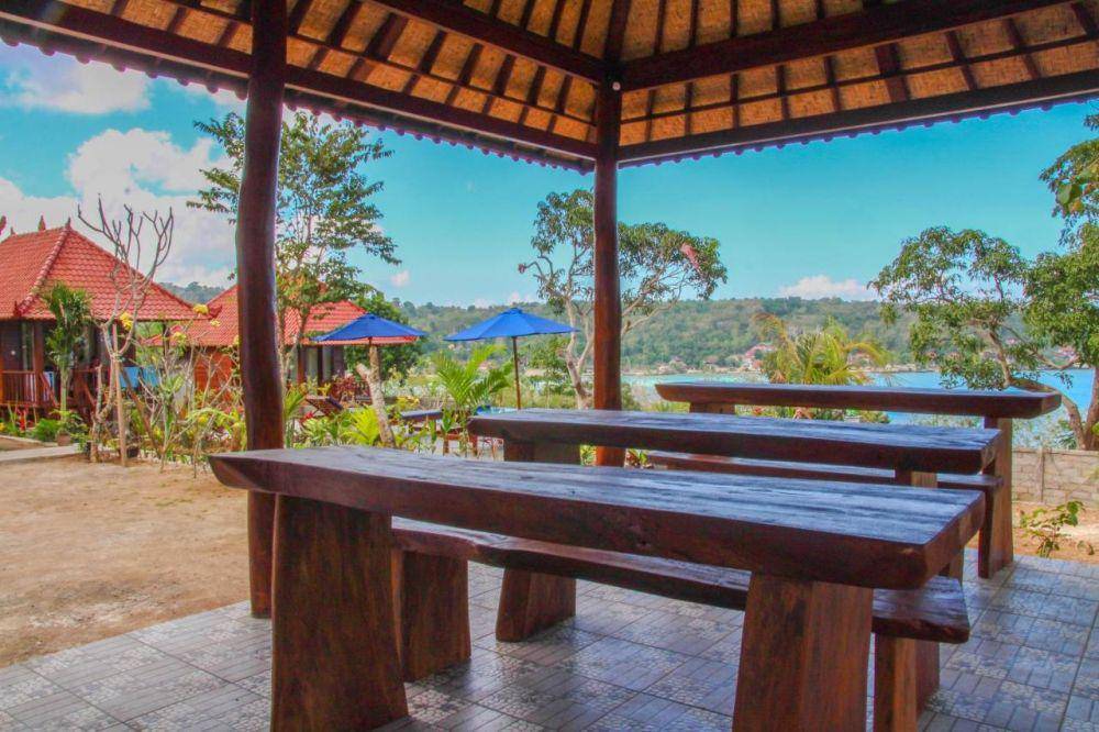 Restoran (facebook.com/bukitpermatalembongan)