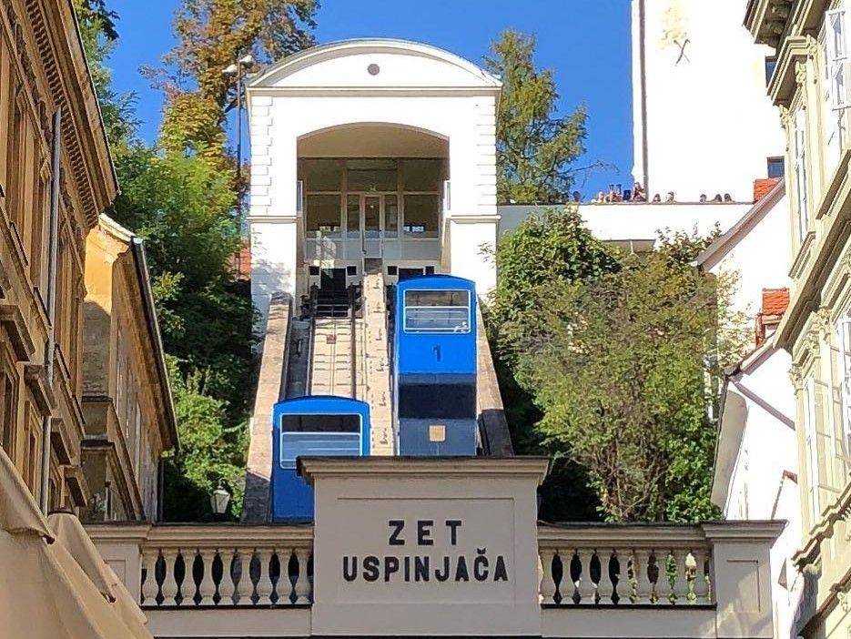 potret kereta gantung Zagreb (instagram.com/sangmiiii__)