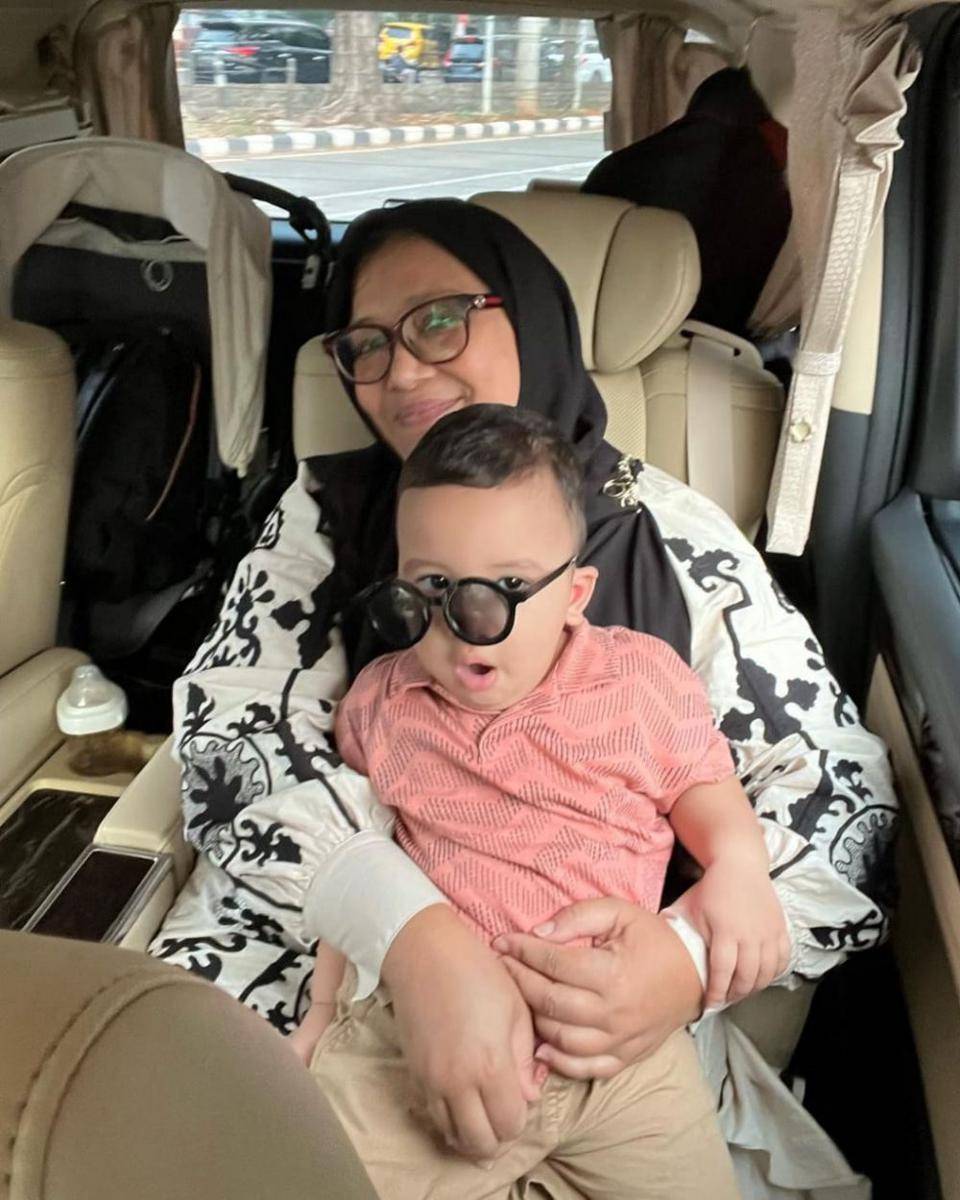 Ukkasya Muhammad Syahki dan nenek (instagram.com/ukkasyahki)