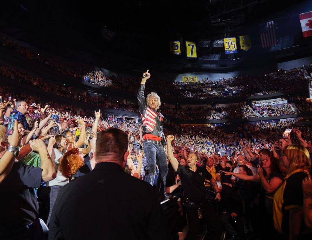 John Bon Jovi (instagram.com/jonbonjovi)