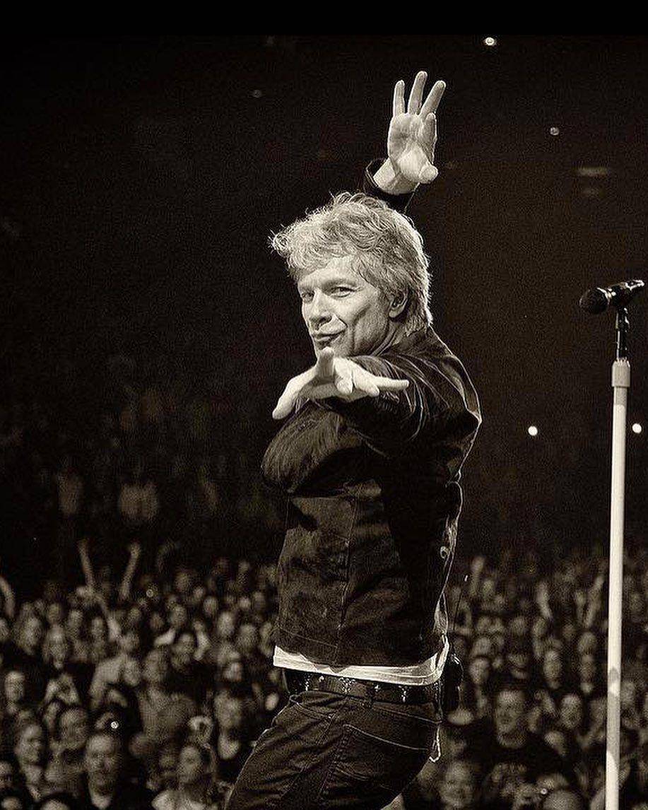 John Bon Jovi (instagram.com/jonbonjovi)
