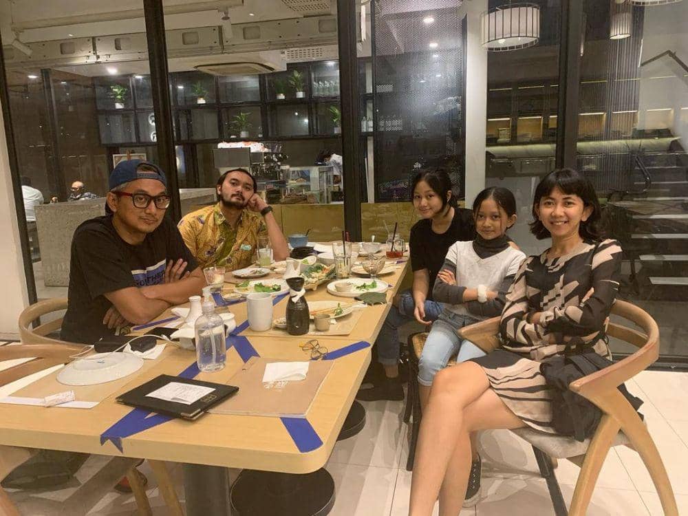 potret Andi Bachtiar bersama keluarga (instagram.com/andibachtiar)
