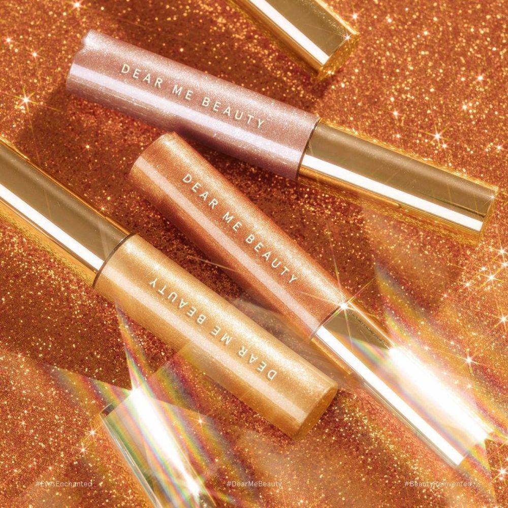 Dear Me Beauty Perfect Glizt Eyeshadow Liquid (instagram.com/dearmebeauty)