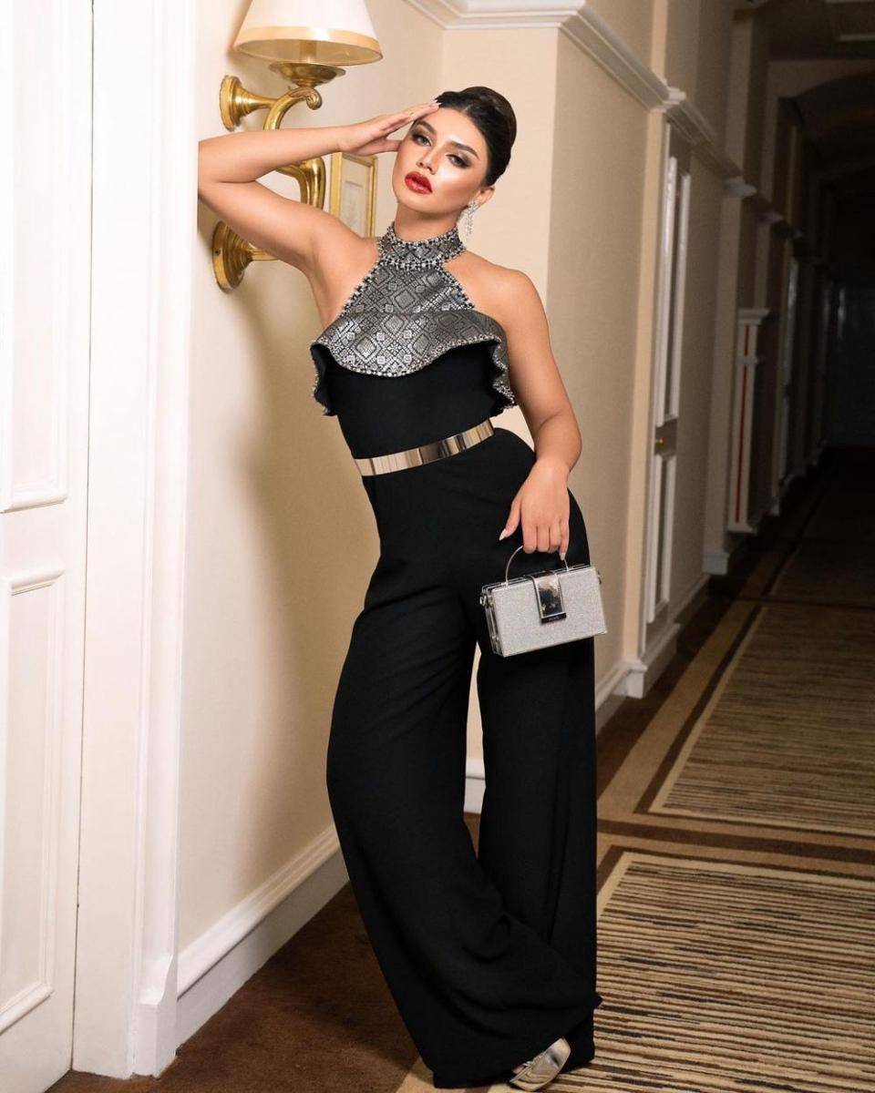 OOTD pakai handbag ala Jihane Almira (instagram.com/jihanealmira)