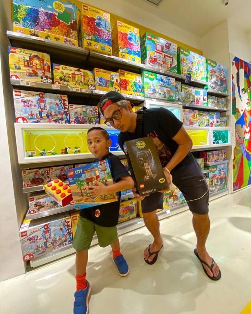 potret Andi Bachtiar bersama keluarga (instagram.com/andibachtiar)