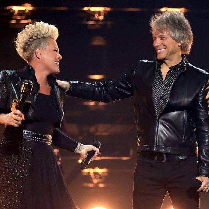John dan vokalis Pink (instagram.com/jonbonjovi)