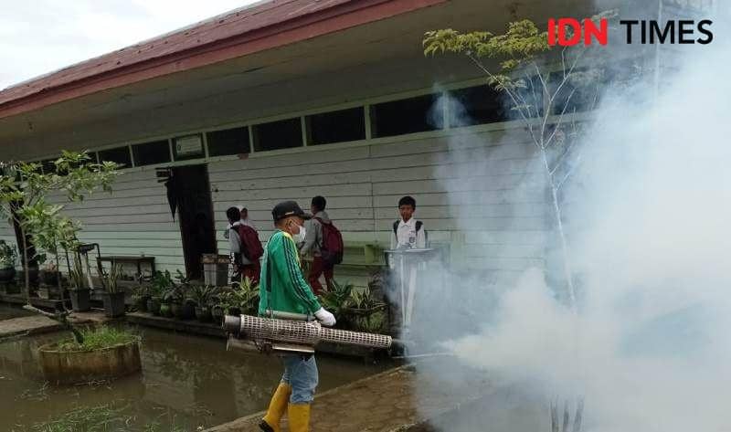 Fogging salah satu dilakukan Dinkes PPU sebagai upaya memberantas nyamuk DBD (IDN Times/Ervan)