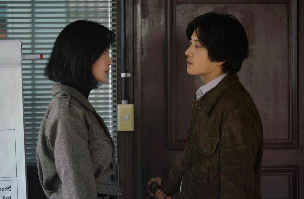 Jung Yoo Jin dan Jang Seung Jo di drama Snowdrop (instagram.com/eugene__jung)