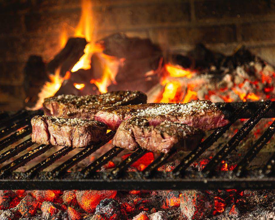 ilustrasi steak (pexels.com/Gonzalo Guzman)