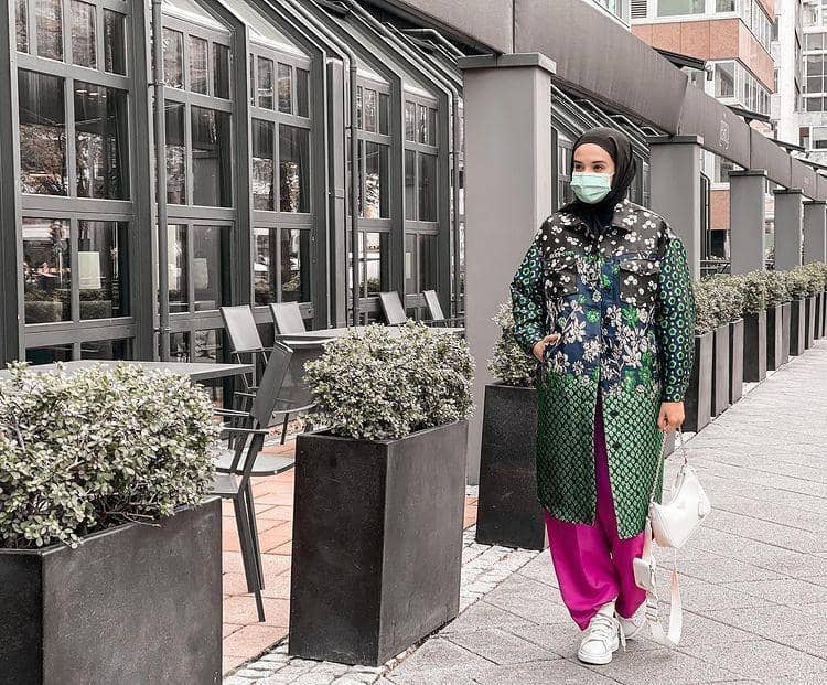 Outfit kasual ala Zaskia Sungkar (instagram.com/zaskiasungkar15)
