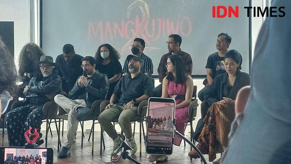 cast dan kru film Mangkujiwo 2 (dok. IDN Times/Ines Sela Melia)