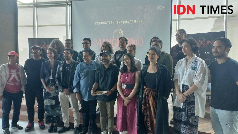 cast dan kru film Mangkujiwo 2 (dok. IDN Times/Ines Sela Melia)