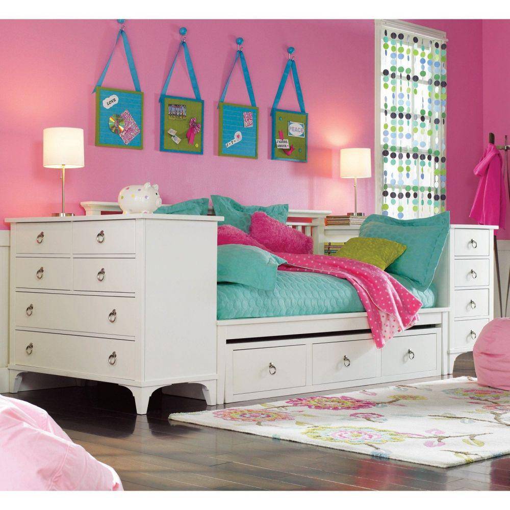 inspirasi daybed anak (visualhunt.com)
