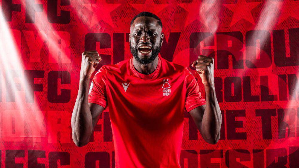 Cheikhou Kouyate (nottinghamforest.co.uk)