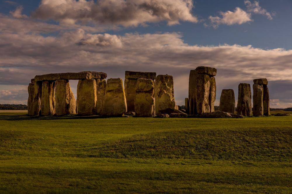 Stonehenge (unsplash.com/Christoph Theisinger)