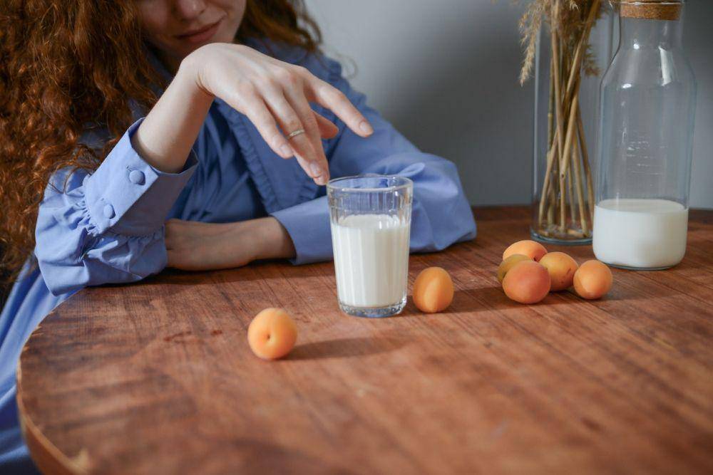 ilustrasi susu pasteurisasi (pexels.com/Anastasia Shuraeva)