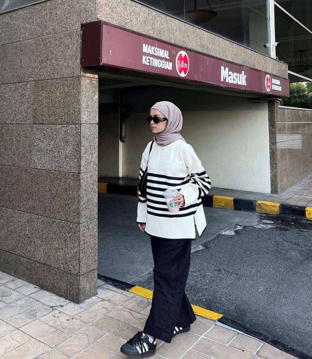 ide padu padan motif stripe ala Yure Zalina (instagram.com/yurezalina)