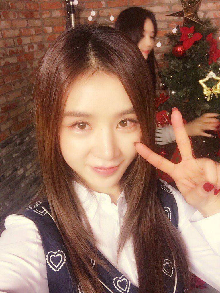 Cao Lu eks FIESTAR (twitter.com/FIESTAR__Caolu)