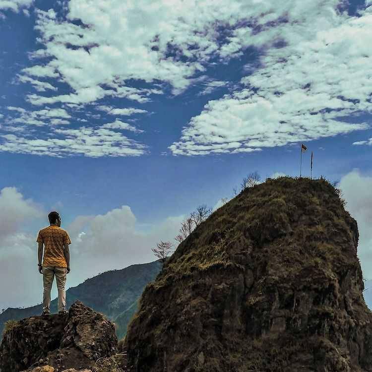 Bukit Plawangan (instagram.com/faw__efte)