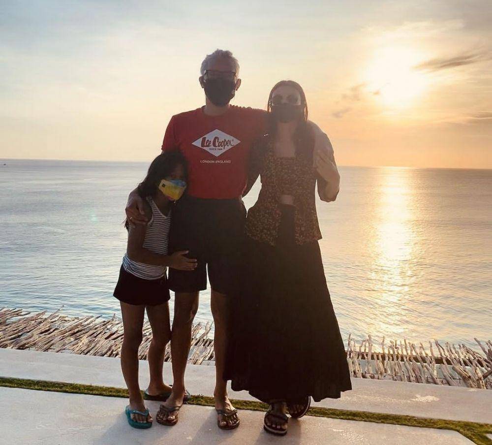 potret keluarga Shareefa Daanish (instagram.com/shareefadaanish)