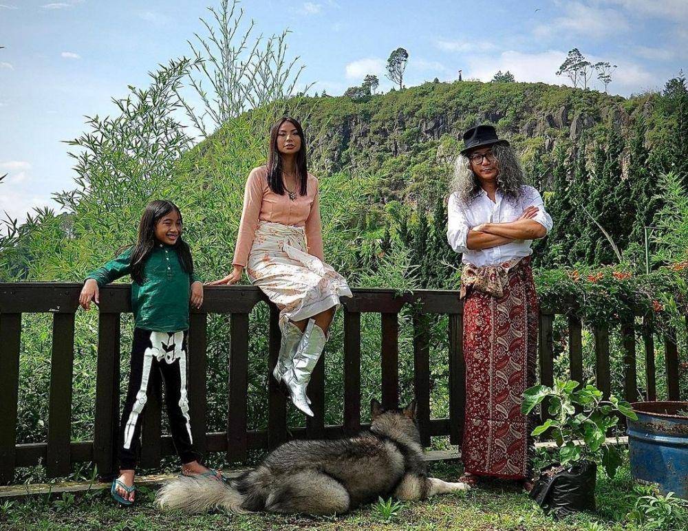 potret keluarga Shareefa Daanish (instagram.com/shareefadaanish)