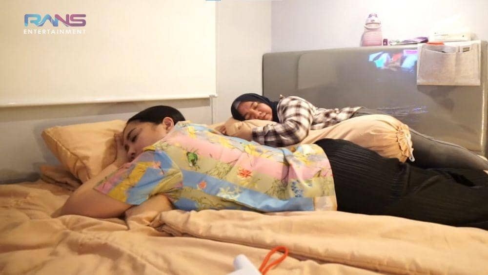 Nagita Slavina ngekos (YouTube.com/Rans Entertainment/)