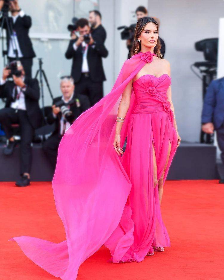 Alessandra Ambrosio, Venice Film Festival (instagram.com/alessandraambrosio)
