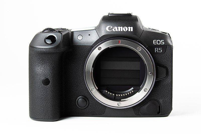 ilustrasi Canon EOS R5 (Wikimedia Commons/Harrison Jones)