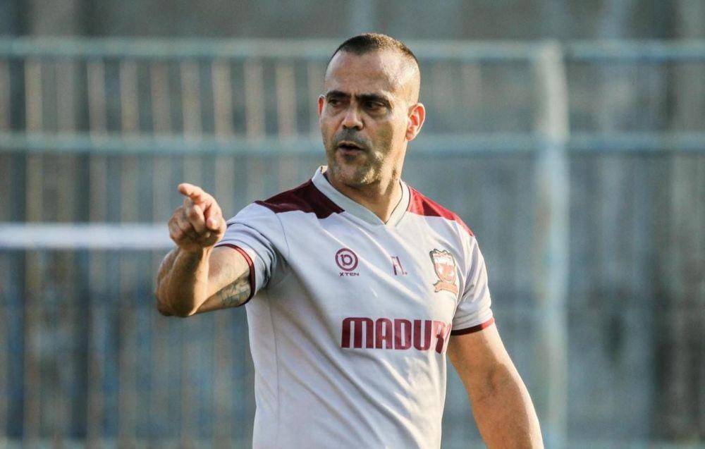 Pelatih Madura United, Fabio Lefundes. (Twitter/@MaduraUnitedFC).