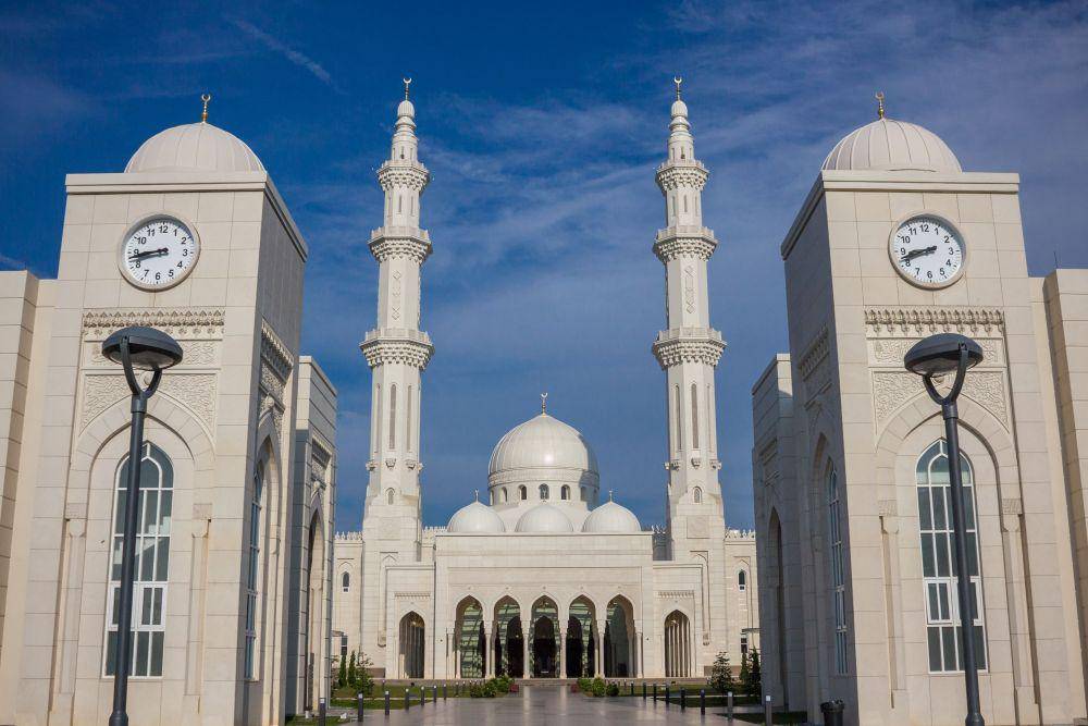 Masjid Sri Sendayan (unsplash.com/Afdhal N.)