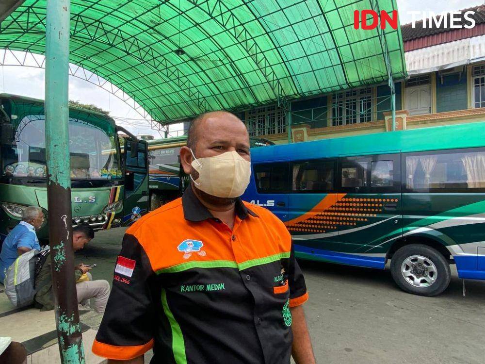 Suasana loket bus ALS di Medan (IDN Times/Indah Permata Sari)