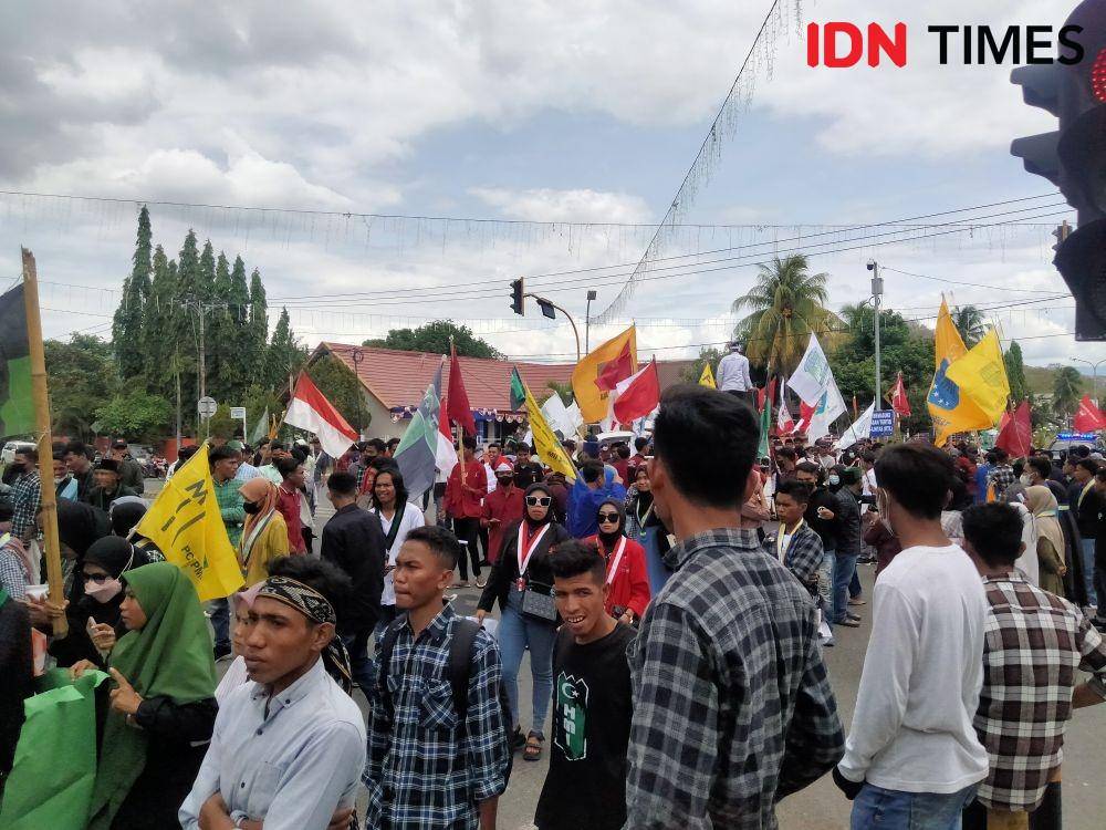 Konsentrasi massa Cipayung Bima (IDN Times/Juliadin)