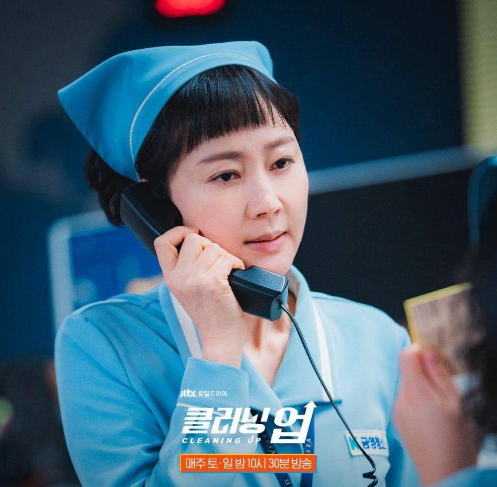 Yeom Jung Ah di drama Cleaning Up (instagram.com/jtbcdrama)