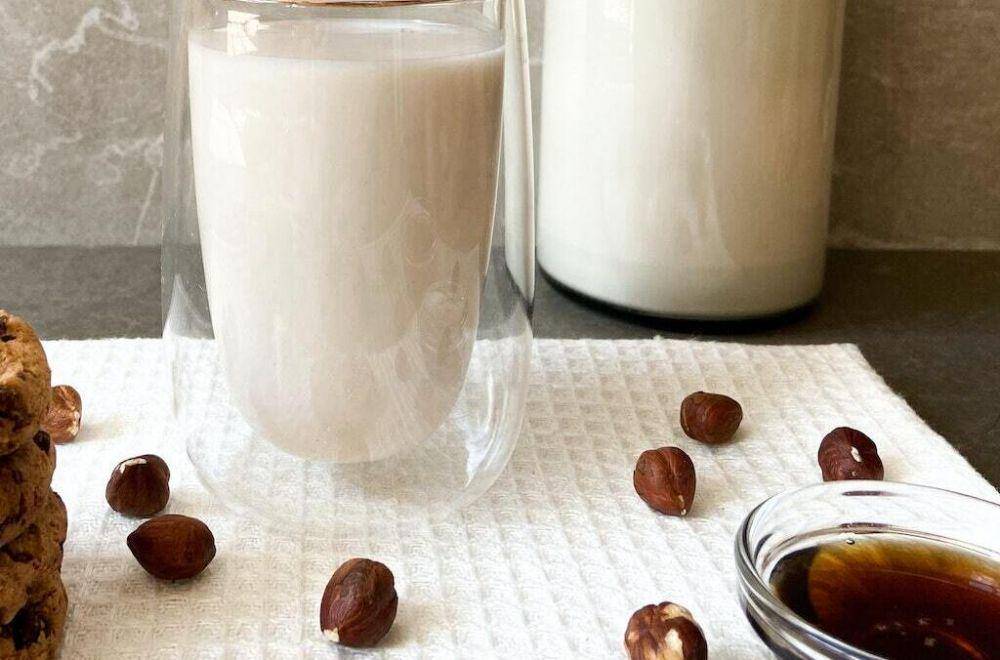ilustrasi hazelnut milk (pexels.com/Pretty_flavours)