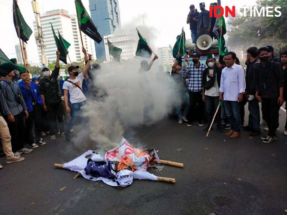 Demo Protes Kenaikan BBM, HMI Minta Jokowi Copot Menkeu Sri Mulyani