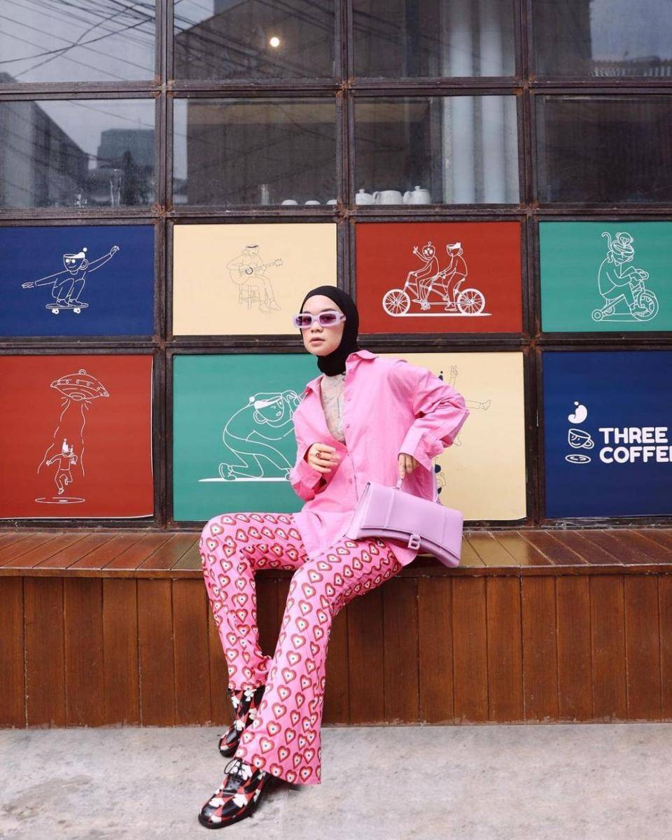 Gaya cewek kue ala Tantri Namirah (instagram.com/tantrinamirah)