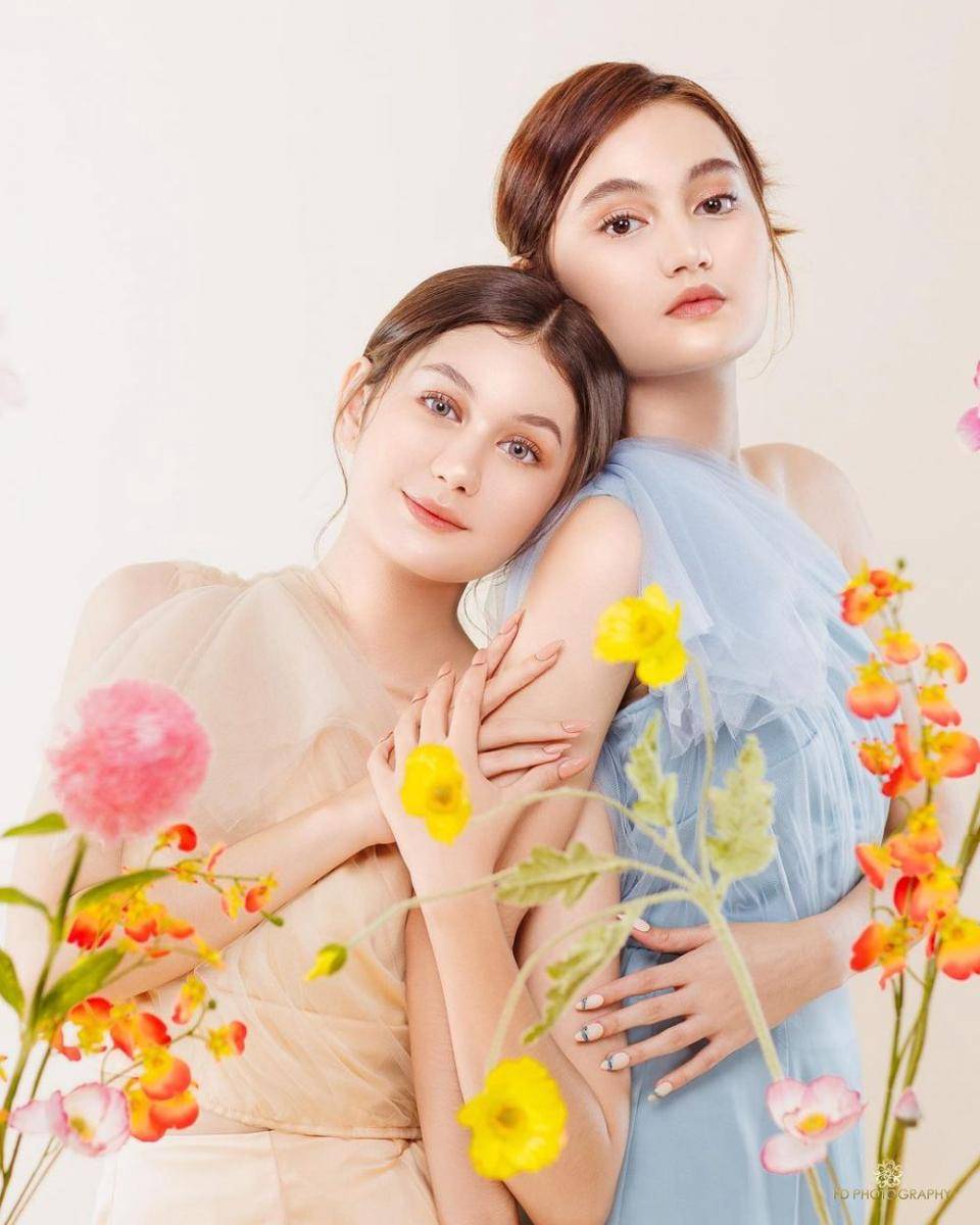 photoshoot Zoe dan Laura Abbas (instagram.com/laurabbasjackson)