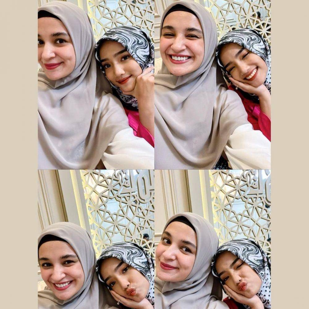 Fuji dipakein hijab sama Shireen Sungkar (instagram.com/shireensungkar)