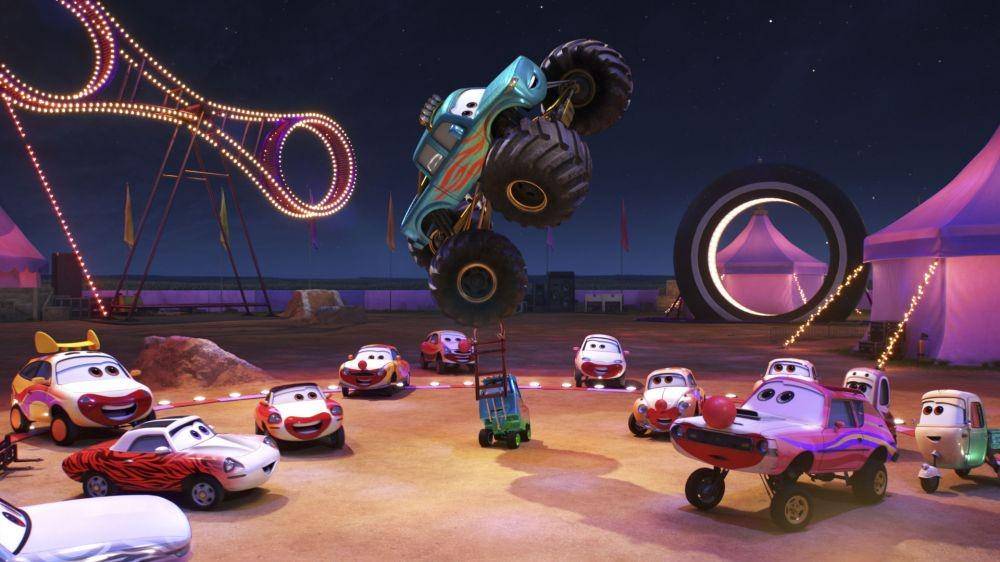 cuplikan serial Cars on the Road (Dok. Walt Disney Studios)