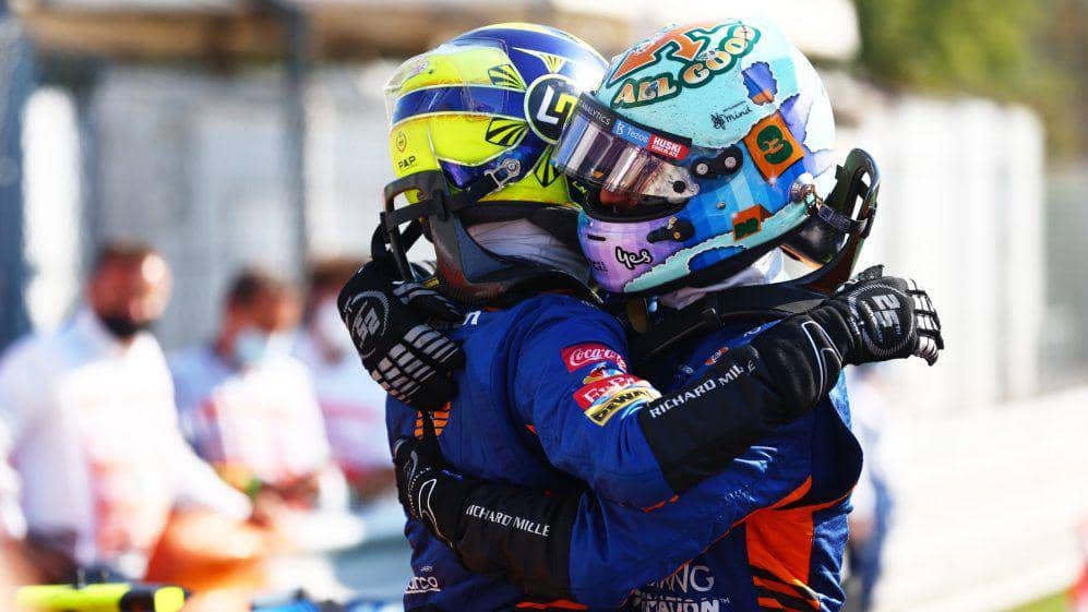 Daniel Ricciardo dan Lando Norris finis ke-1 dan ke-2 di GP Italia 2021. (formula1.com)