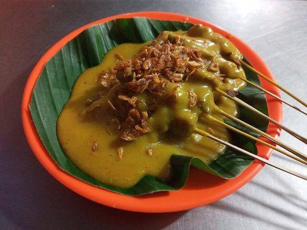 ilustrasi sate padang (commons.wikimedia.org)