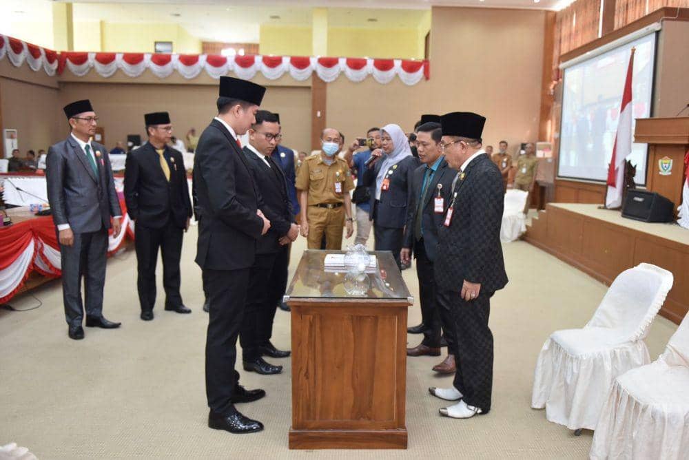 Pemilihan Wakil Bupati Muara Enim yang dimenangkan Ahmad Usmarwi Kaffah, Senin (6/9/2022). (Foto: Istimewa)