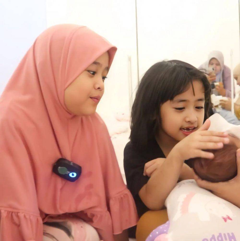 Cut Raifa Aramoana dan sepupu (instagram.com/maryam_nusaibah_abdullah)