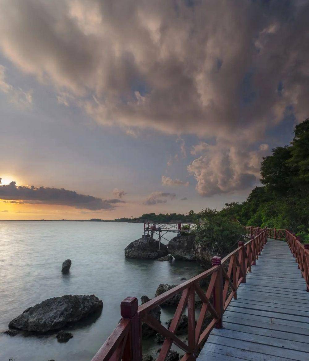 Pantai Jumiang (instagram.com/r_deni_kurniawan)