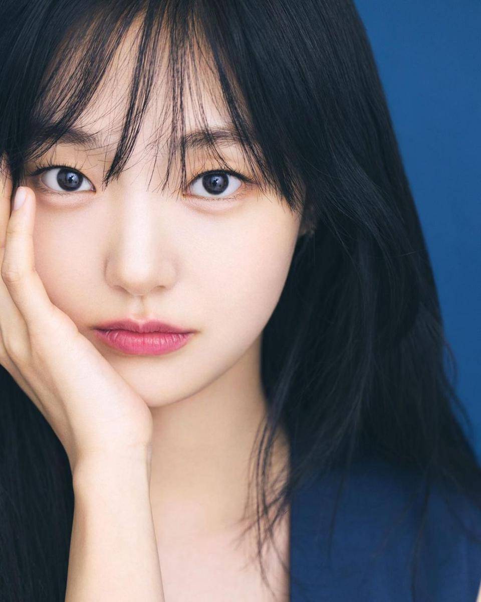 Kim Hye Joon (instagram.com/hyello._.o)